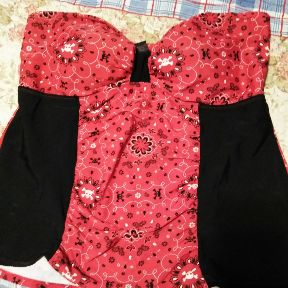 Torrid size 3 top